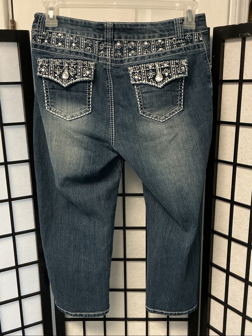 Cato Dark Blue Cropped Jeans with Embroidered Pocket Flaps
